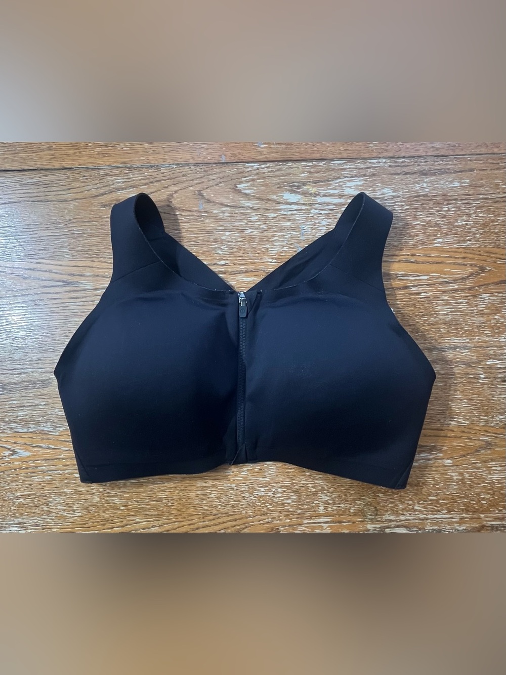 Lululemon Enlite Bra Zip Front in black Ultralu 38DD
